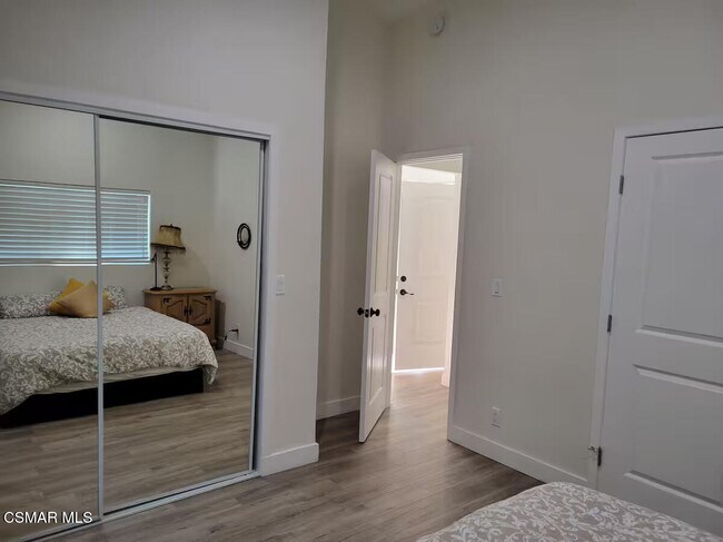 Foto del edificio - 18029 Bullock St