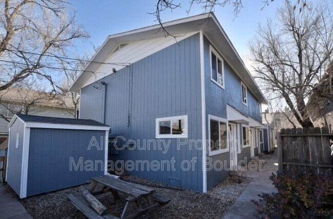 Building Photo - 2211 Spruce St