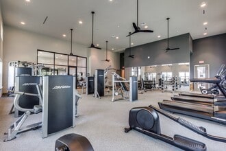 Building Photo - Ivy Heights