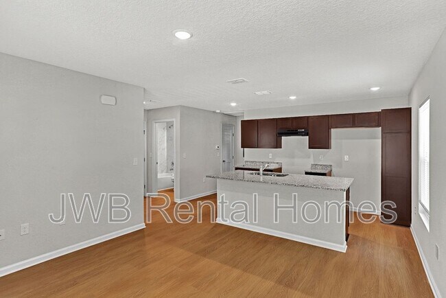 Foto del edificio - 1416 6th St W