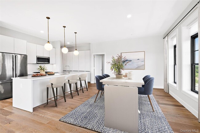 Foto del edificio - 695 Merrick Ave