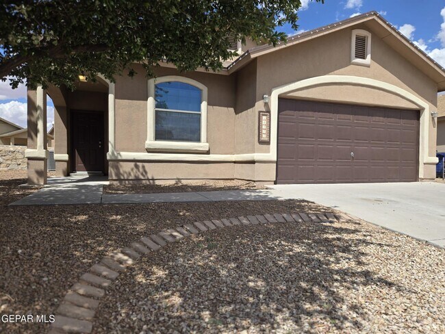 Foto del edificio - 14275 Ranier Point Dr