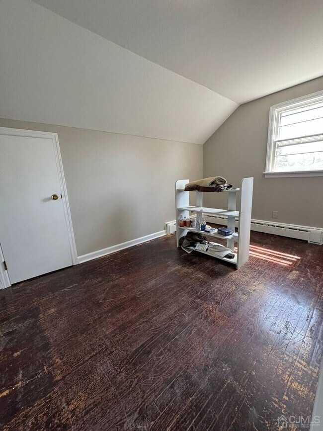 16 Dayton Ave Unit 2, Middlesex, NJ 08846 Condo for Rent in Middlesex