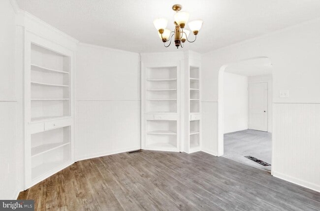 Building Photo - Two Bedroom Home in West York Schools!