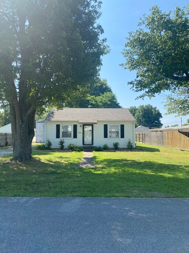 2530 E 9th St, Owensboro, KY 42303 House Rental in Owensboro, KY