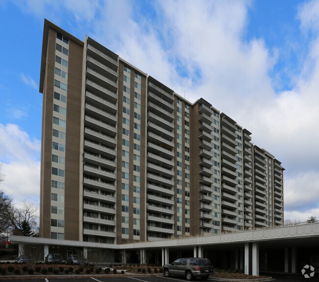 Kenwood Condominium Apartments Bethesda, MD