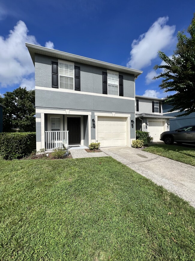 Foto del edificio - 12936 Lexington Summit St