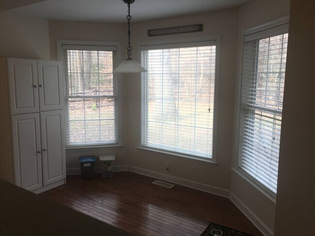 Foto del edificio - New Rental in King George Coming Soon