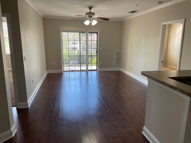 Foto del edificio - 5550 E Michigan St