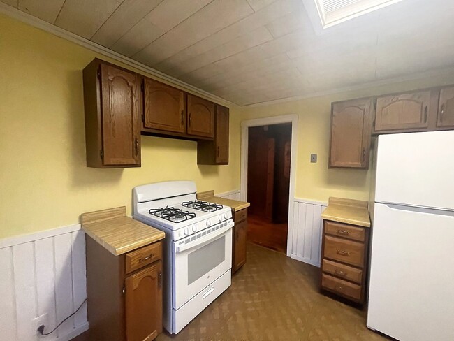 Building Photo - 2 Plus Bedroom in Williams Bay