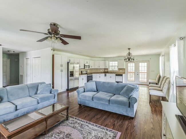 Building Photo - 3 Bedroom Single Family Home in Ringgold