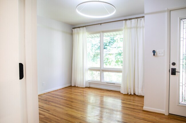 Foto del edificio - 1027 31st Ave N