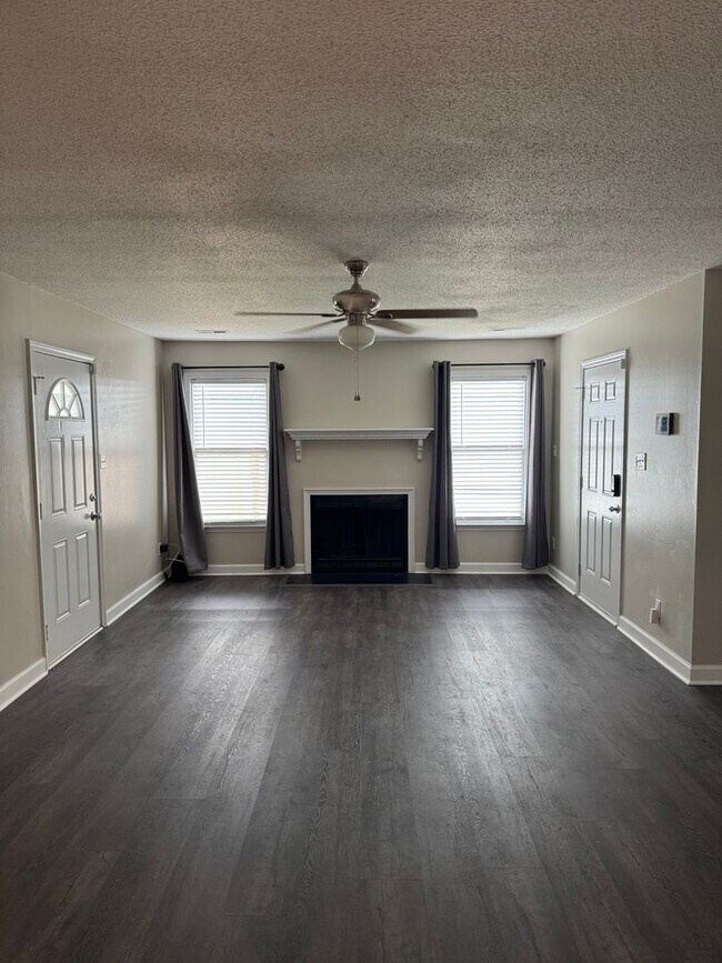 Building Photo - Charming 3BR House in Fayetteville