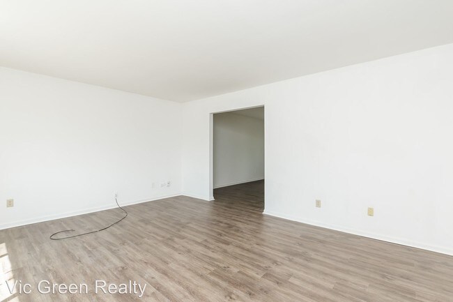 Building Photo - 3097 Silver Rock Ave