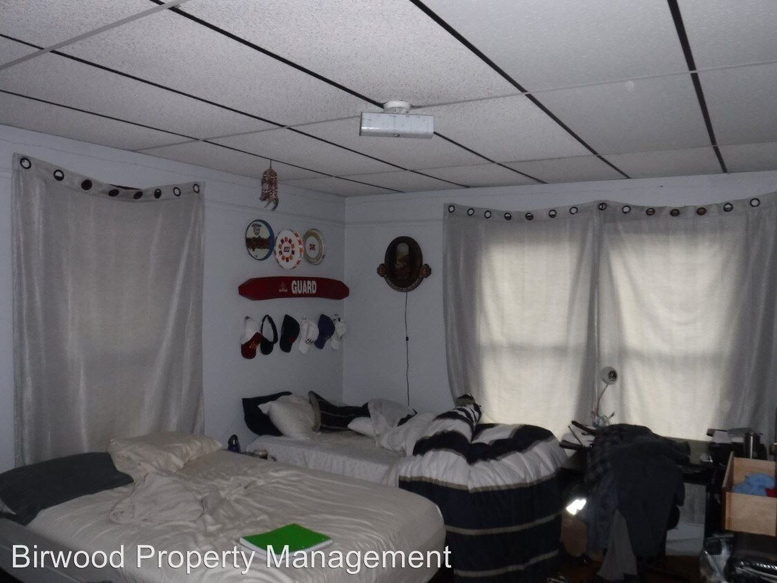 Foto del edificio - 6 br, 2 bath House - 514 W. Mifflin St.