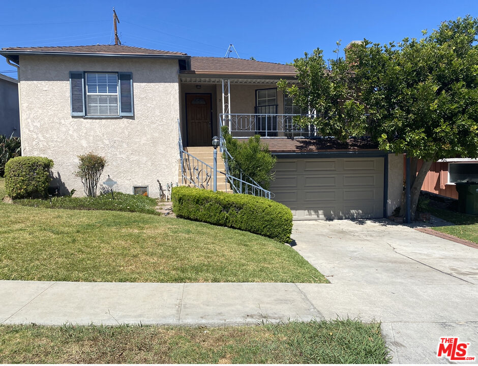 Primary Photo - 5218 Parkglen Ave