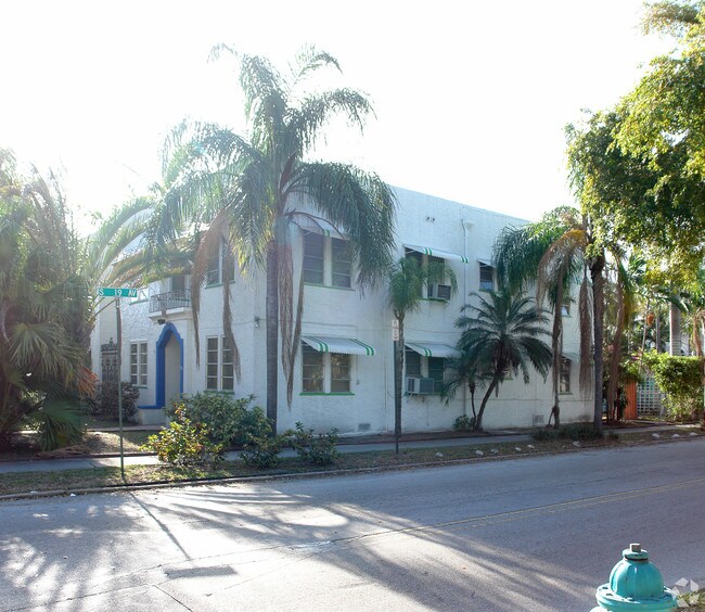 Primary Photo - Washington Manor