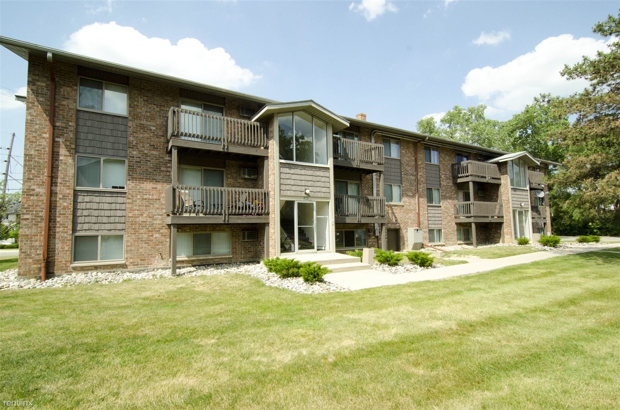 Building Photo - 1800 Haslett Rd