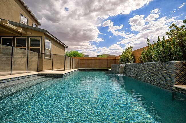 Foto del edificio - 3364 Caldora Ln