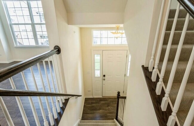 Foto del edificio - 4443 Monroe Ct