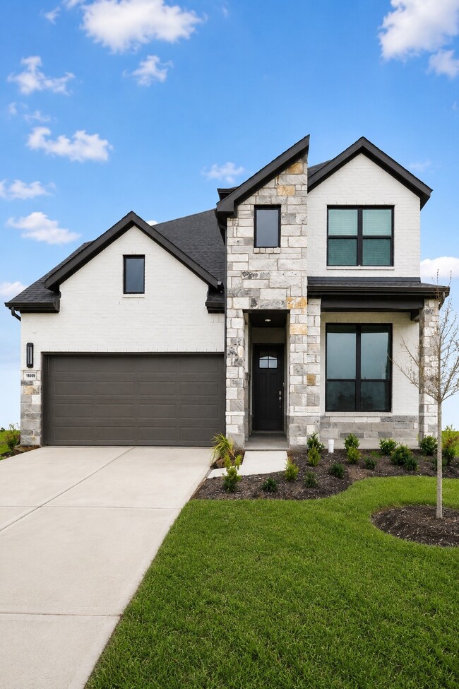 Building Photo - 18206 Sonresa Wy