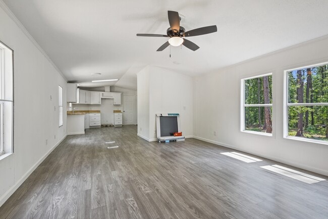 Foto del edificio - 15506 N Paradise Park Ln