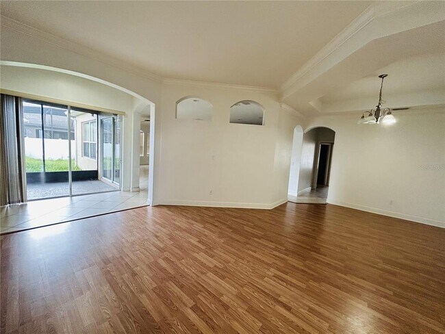 Foto del edificio - 1642 Chandelle Ln