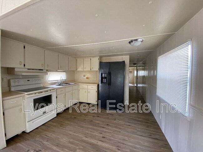 Foto del edificio - 2203 Cantor Ln