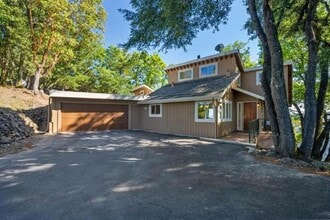 Building Photo - 20243 Beatty Ridge Rd