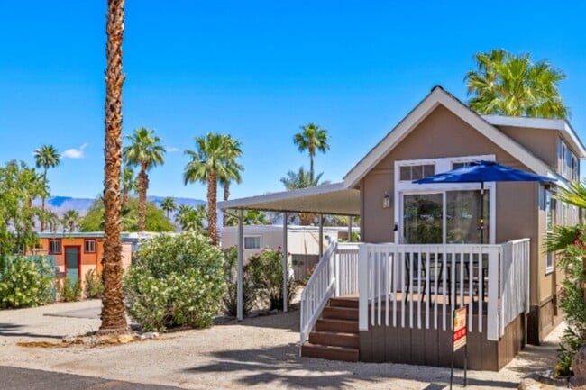 Building Photo - Borrego Holiday Homes