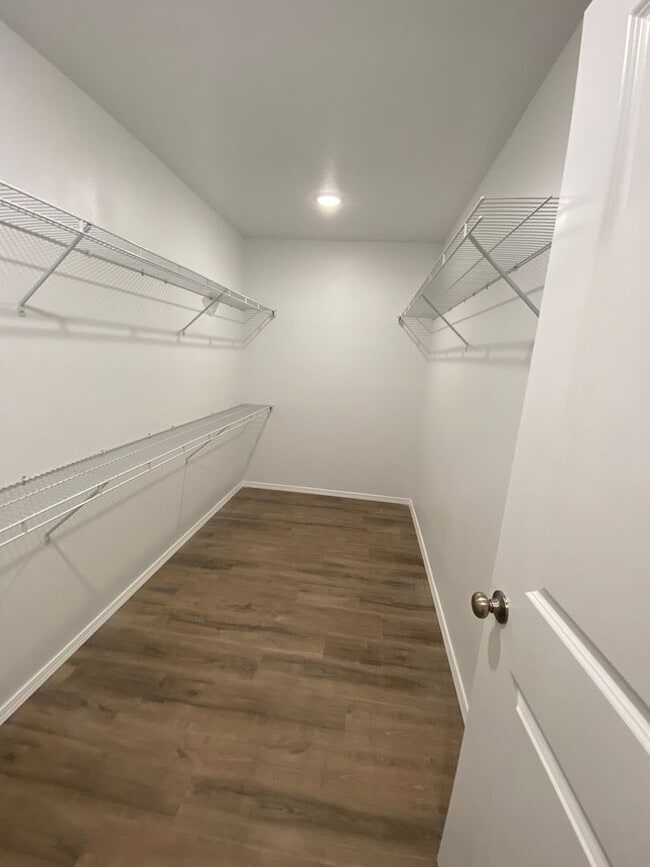 Building Photo - Comfortable four-bedroom home.
