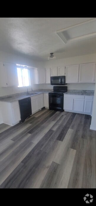 Building Photo - 5030 W 6515 S
