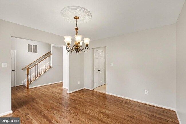 Building Photo - 3915 Carlyle Ct