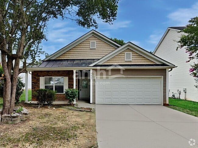 Building Photo - 7423 Mary Jo Helms Dr