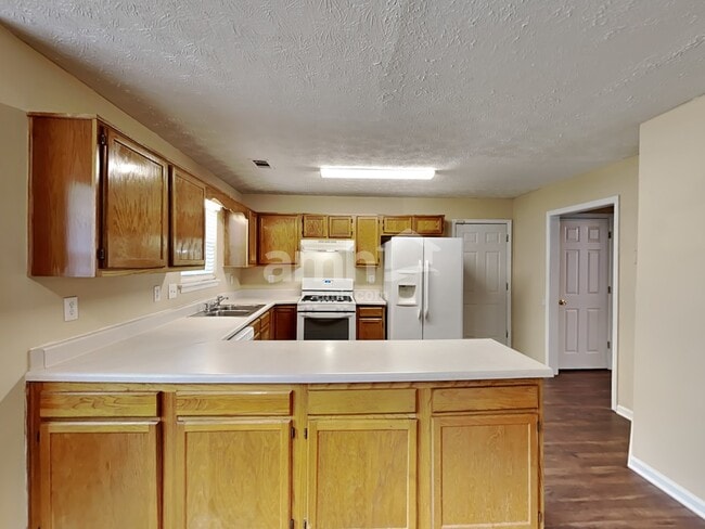 Foto del edificio - 4689 Rippling Brook Ct