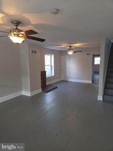 Building Photo - 139 S 4th Ave