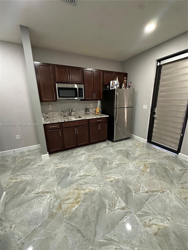 Foto del edificio - 11711 SW 251st St