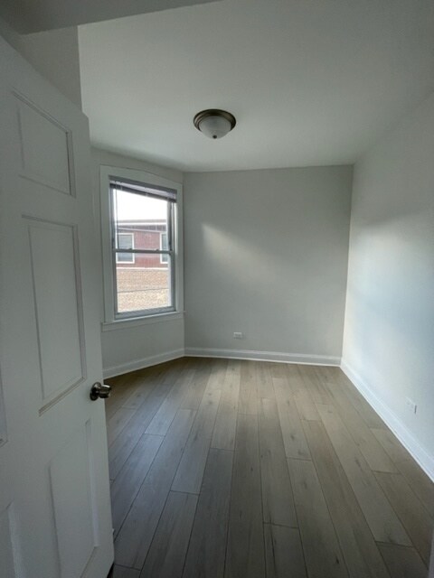 Building Photo - 5319 W Fullerton Ave
