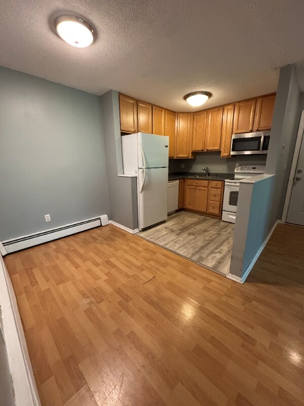 Foto del edificio - 79 Balance Rock Rd