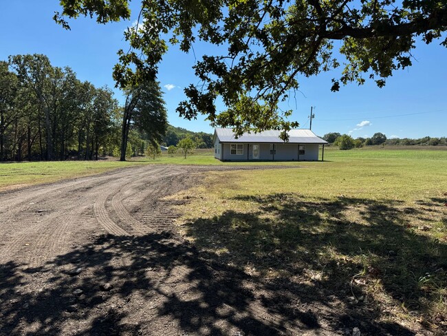 Building Photo - Country Home: New Renovation, With Large Y...