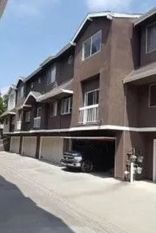 8624 De Soto Ave, Los Angeles, CA 91304 Townhome Rentals in Los