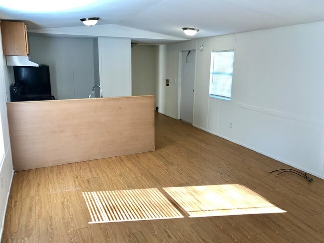 Building Photo - 110 Tubbs Mountain Rd