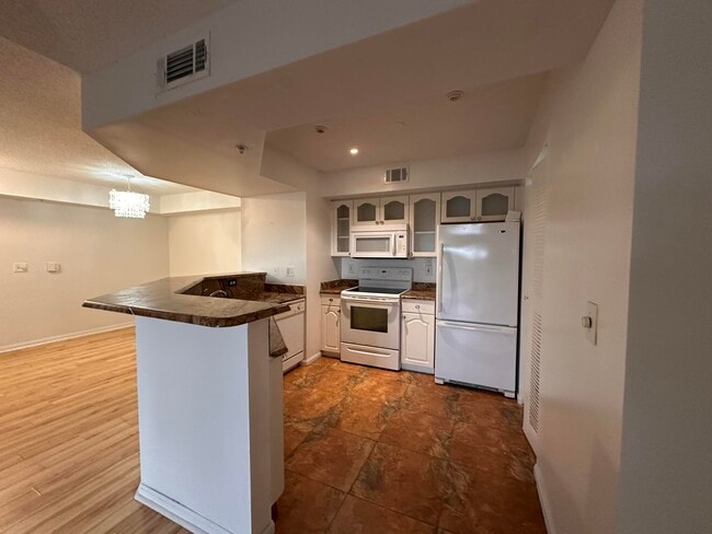 Foto del edificio - 3627 NW Mediterranean Ln