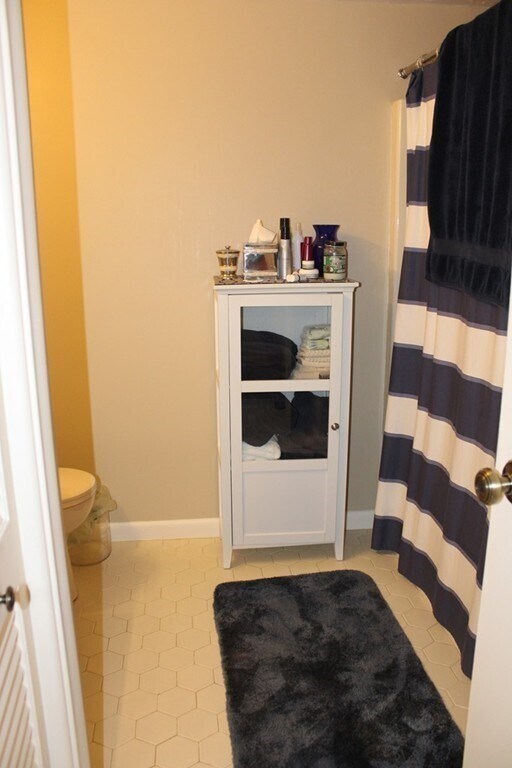 Building Photo - 114 Burkhall St