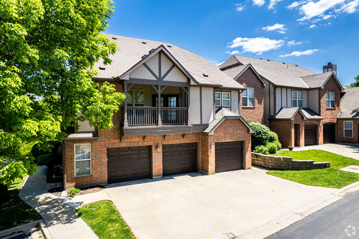 Exterior - The Woods of Cherry Creek Apartment Homes