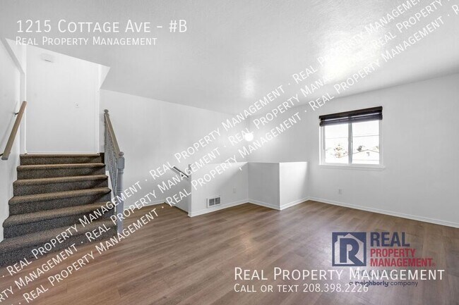 Foto del edificio - 1215 Cottage Ave