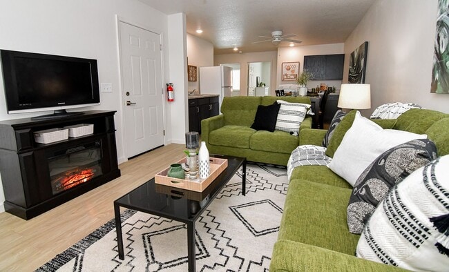 Interior Photo - Kate's Landing