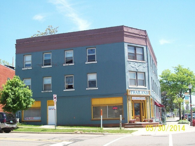 Building Photo - North End Hotel