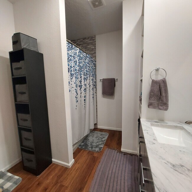 Deep soaking tub n shower combo - 33 S Main St