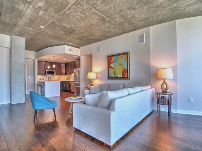 Building Photo - 3 bedroom in Atlanta GA 30308